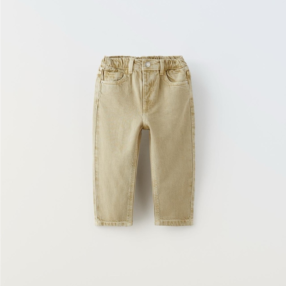 Zara Relaxed-Fit Jeans